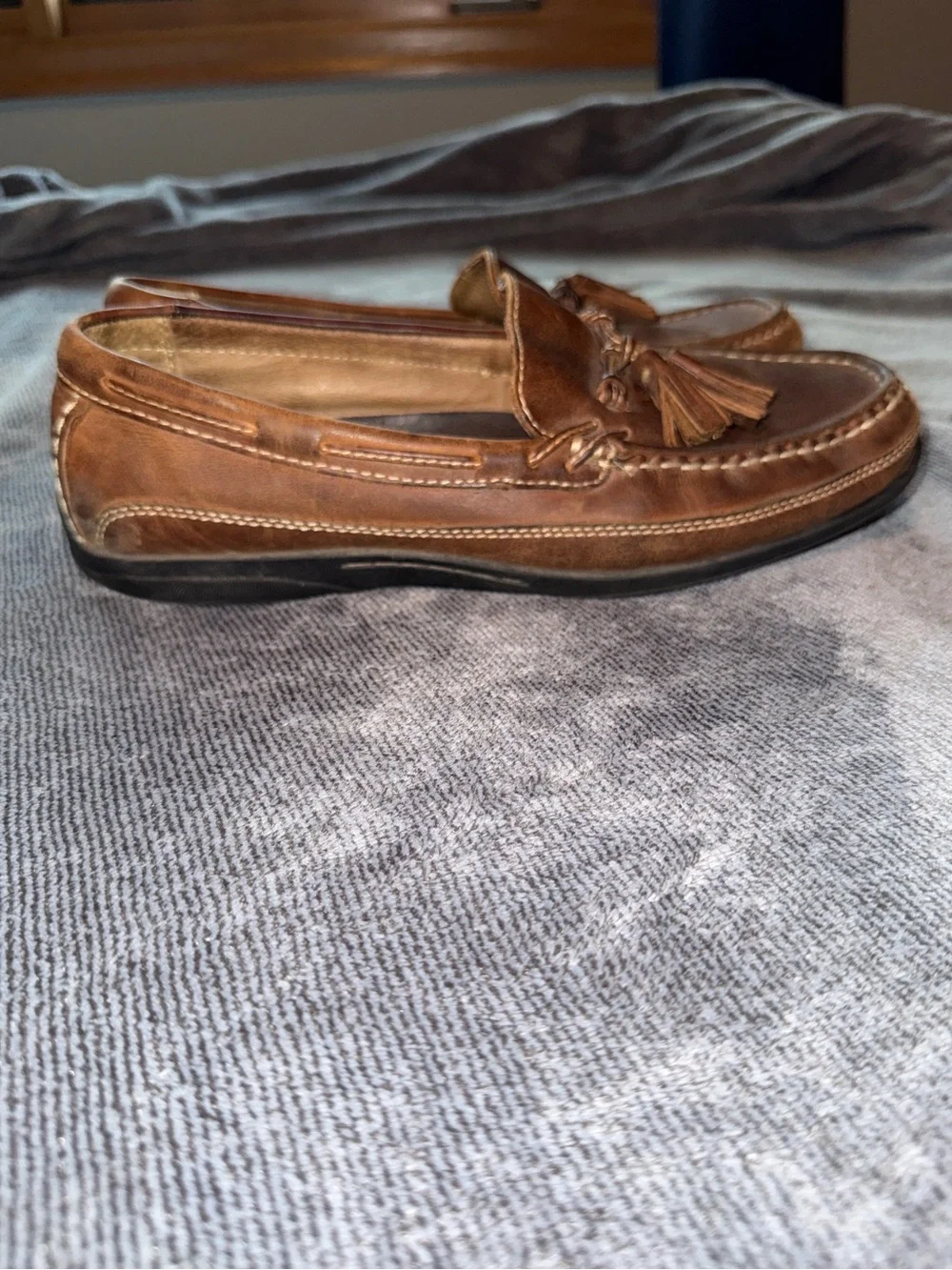 J&M Men’s Brown Leather Tassel Slip-On Loafers